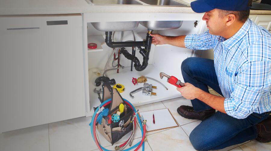 Local expert plumbing services in Neponset, IL